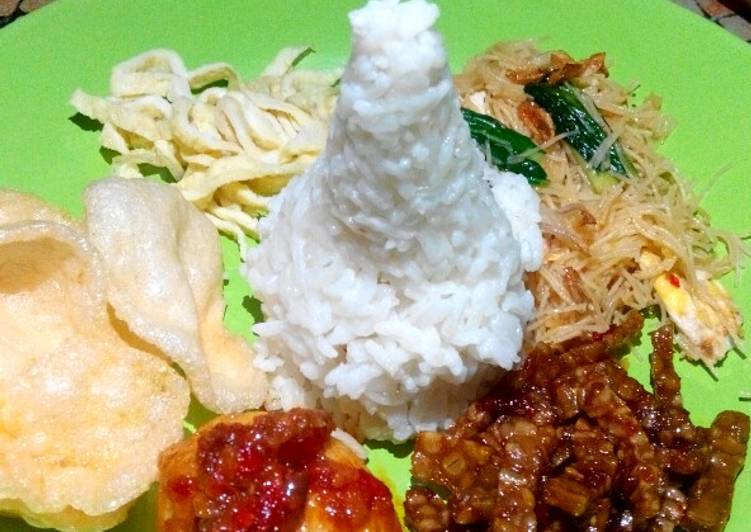 Resep Nasi Uduk Simpel yang Lezat