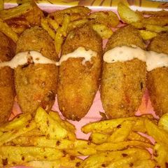 A picture of Lebanese kabab.
