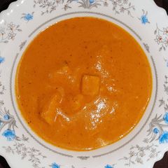 A picture of Shahi paneer.