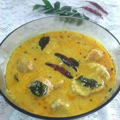 A picture of Besan ki kadhi.