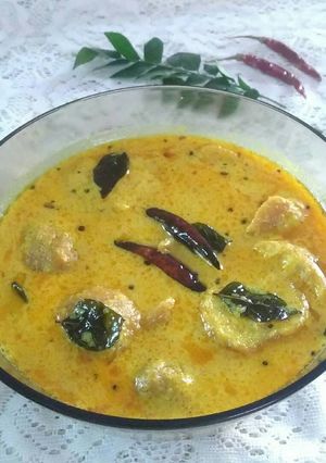 A picture of Besan ki kadhi.