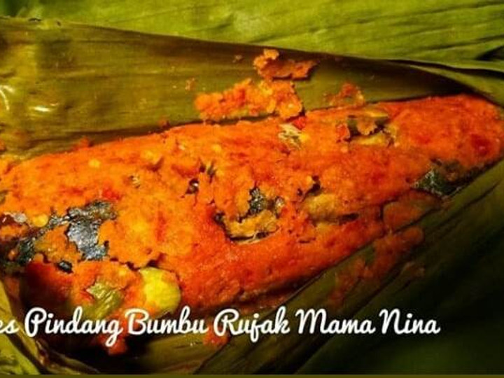 Bagaimana Menyiapkan Pepes Pindang Bumbu Rujak Anti Gagal