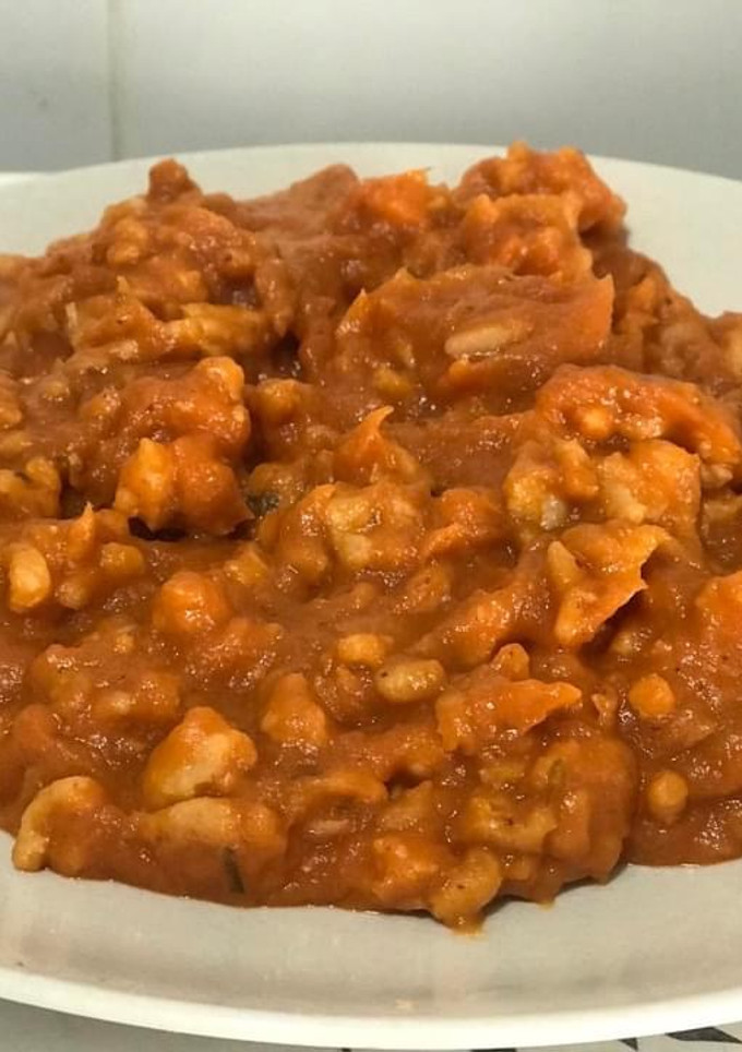 Una foto de Salsa ragú con carne picada de pollo y pavo