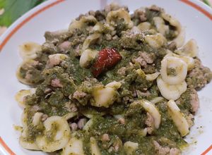 Foto di Orecchiette con crema di gambi di friarielli e salsiccia