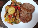 Hamburguesa con parrillada de verduras