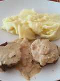 Filete en salsa de estragón con champiñones