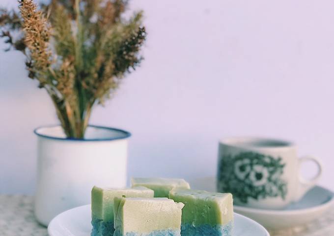 Kuih Serimuka Bunga Telang