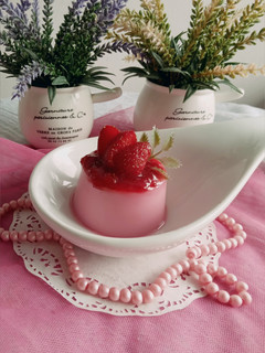 Foto resep Pudding susu strawberry