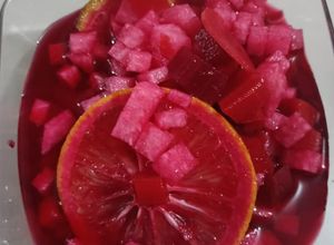 Una foto de Ensalada de Navidad o de betabel