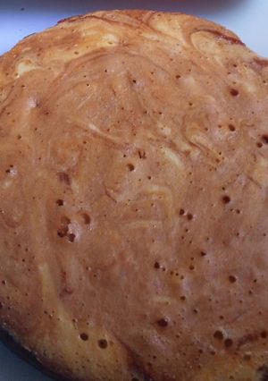 A picture of Cinnamon marble fluffy cake.