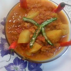 A picture of Aloo mangodi veg.