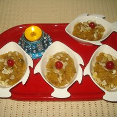 A picture of Masoor daal kesaria halwa.