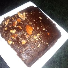 A picture of Bread cake.