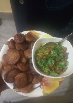 गुलगुला (gulgula recipe in Hindi) रेसिपी मुख्य फोटो