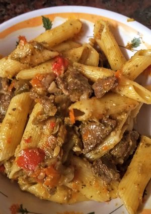 Una foto de Salteado de verduras con fideos