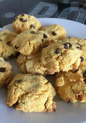 Une photo de Cookies de polenta et pépites de chocolat 🍫