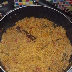A picture of Chicken kabsa.