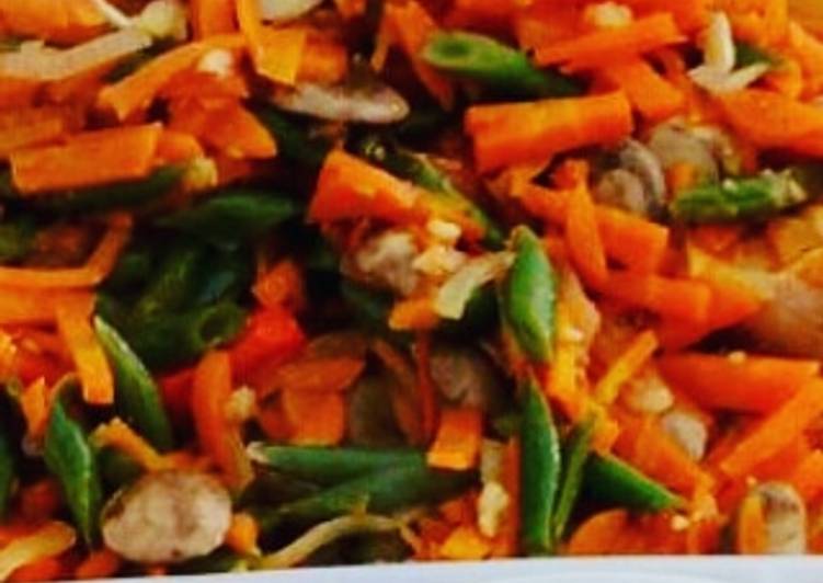 Recipe of Homemade Carrot and Green Bean stir Fry *Vegan