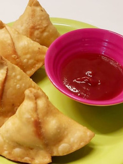 समोसा (Samosa recipe in hindi) रेसिपी मुख्य फोटो
