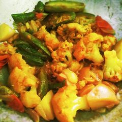 A picture of Pointed gourd mix veggies.