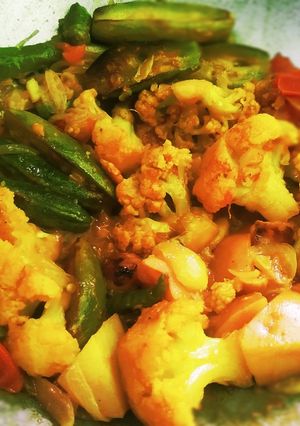 A picture of Pointed gourd mix veggies.