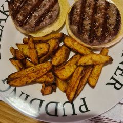 A picture of Homeade Air Fryer Chips.