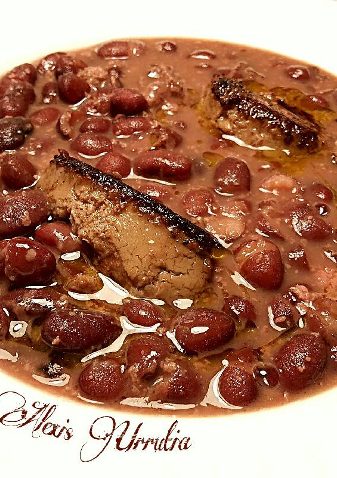 Una foto de Alubias de tolosa con foie