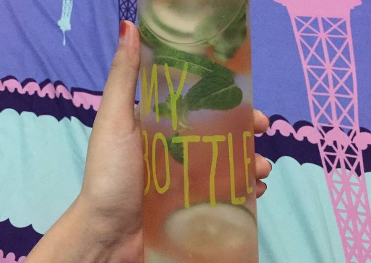 Cara Gampang Menyiapkan Infused Water 🍅🥒🍃, Sempurna