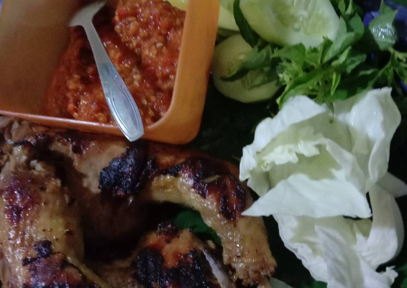 Ayam bakar ala bund ersya