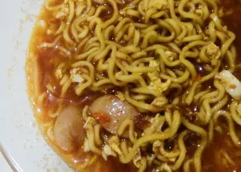 Resep Unik Mi Tek-Tek Kuah Endes Ala Warung