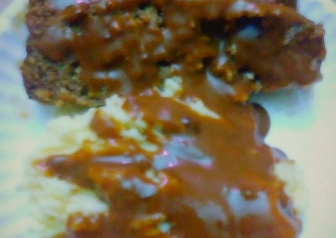 Easy (and delicious) meatloaf.
