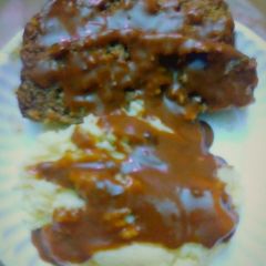 A picture of Super easy (and delicious) meatloaf!.