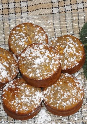 Una foto de Pastelitos de manzana con limón y oporto ruby
