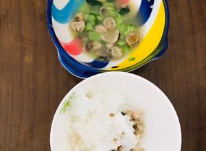 Hình của món Ăn dặm: cơm nhão cá thu nấm súp lơ.