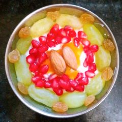 A picture of Muesli dessert.