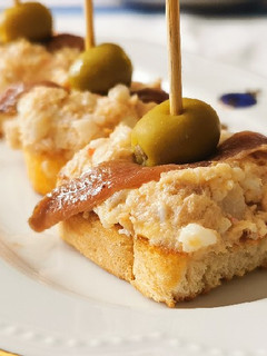 Una foto de Pincho del País Vasco (Ensaladilla de Atún)