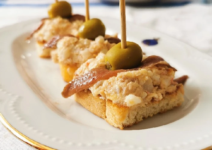 Receta Pincho del País Vasco (Ensaladilla de Atún)