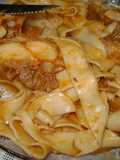 Tagliatelle con salsa de falda