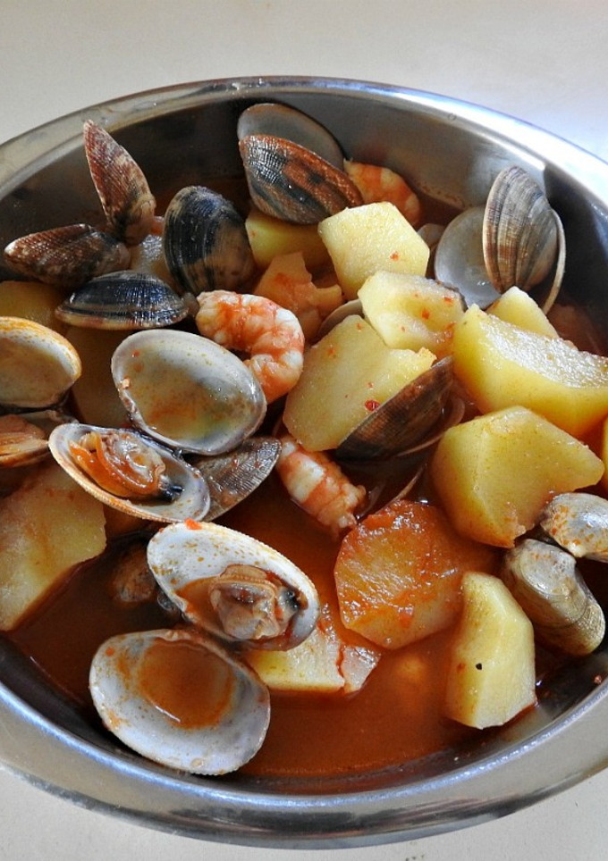 Una foto de Patatas a la marinera