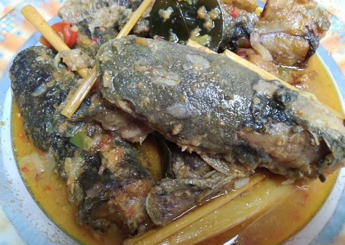 Cara Gampang Membuat Mangut lele bumbu dapur rumahan, Enak