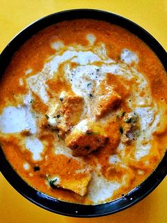 પનીર બટર મસાલા (Paneer Butter Masala Recipe In Gujarati) રેસીપી મુખ્ય ફોટો