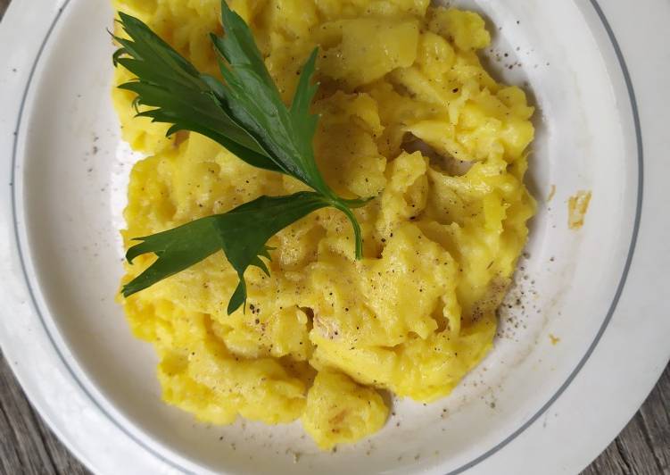 dari awal hingga akhir Menyiapkan Creamy scramble egg Anti Gagal
