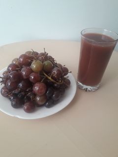 صورة لوصفة عصير العنب رائع 👍👍👍