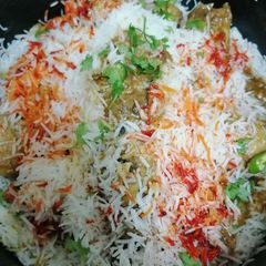 A picture of Chicken Biryani.