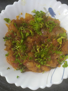टोमॅटो चटणी (tomato chutney recipe in marathi) रेसिपी चे मुख्य फोटो