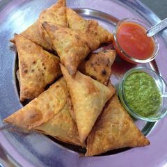 Mini Patti Samosa A picture of Mini Patti Samosa.