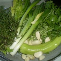 A picture of Green seasoning mix.