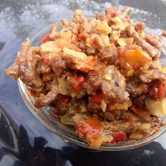 A picture of Minced meat sauce.