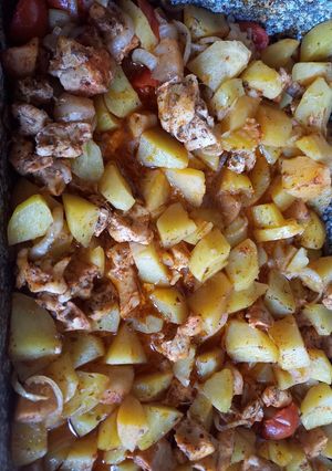 Tepsis csirkés krumpli recept fotója