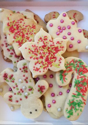 A picture of Simple and Delicious Christmas Butter Cookies.